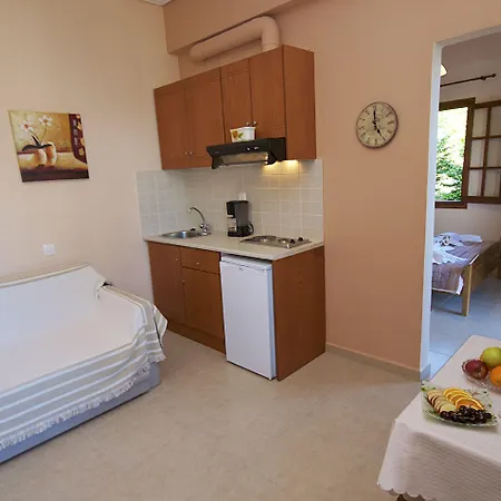 Alkmini Guest house 3*