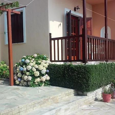 Guest house Alkmini