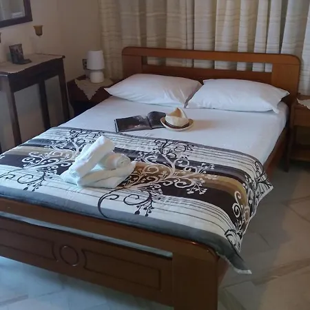 Alkmini Guest house 2*