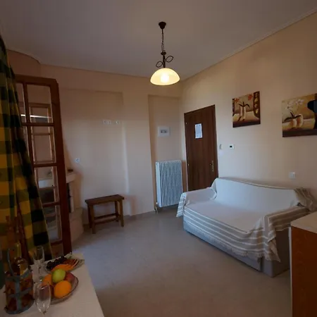 Alkmini Konukevi 3*
