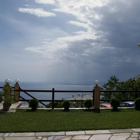 Alkmini Guest house 3*