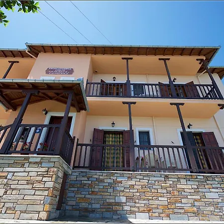 Alkmini Guest house